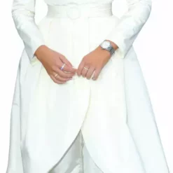 LifeSizeCutouts Millie Bobby Brown 328 Celebrity Cutout