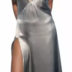 LifeSizeCutouts Selena Gomez 019 Celebrity Cutout